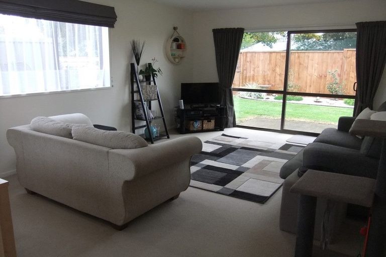 Photo of property in 60a Moore Street, Leamington, Cambridge, 3432