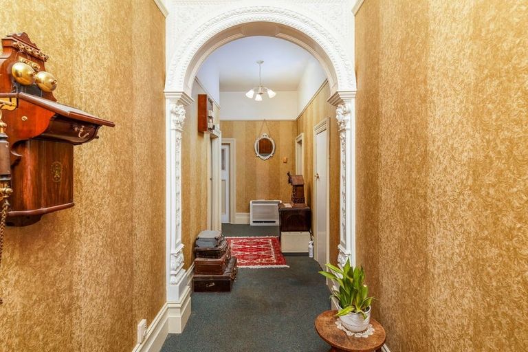 Photo of property in 30 Rhodes Street, Waimate, 7924