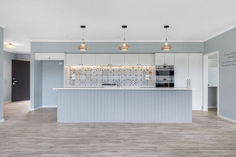 Photo of property in 8 Awatiro Drive, Kaukapakapa, 0871