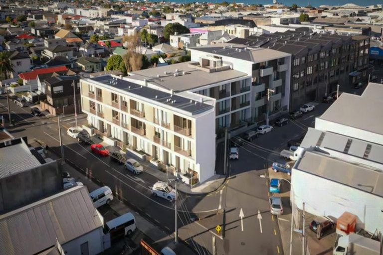 Photo of property in Vela Apartments, 7/2g Campbell Terrace, Petone, Lower Hutt, 5012