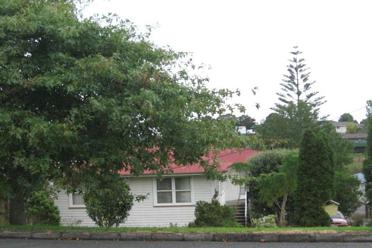 Photo of property in 75a Woodglen Road, Glen Eden, Auckland, 0602