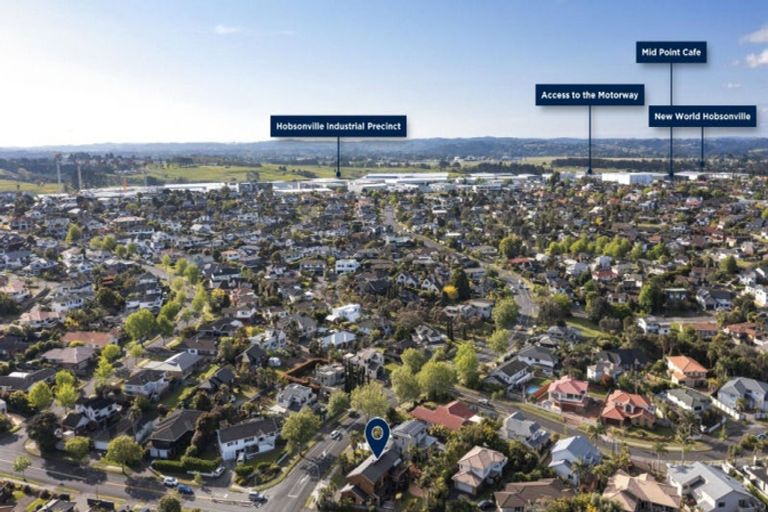 Photo of property in 54 Marina View Drive, West Harbour, Auckland, 0618