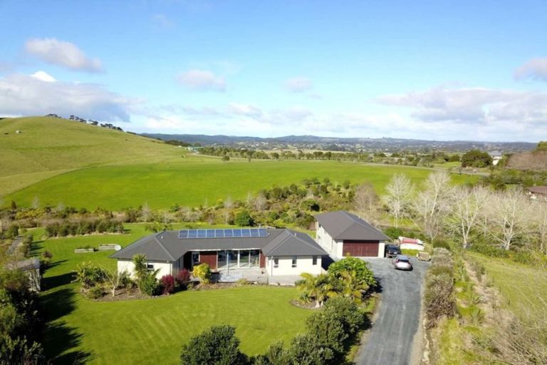 Photo of property in 250c Redcliffs Road, Kerikeri, 0294
