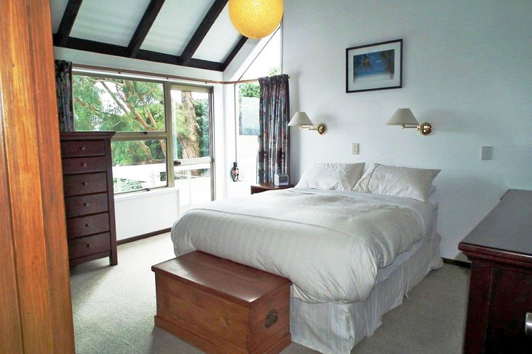 Photo of property in 1 Brinkburn Street, South Hill, Oamaru, 9400