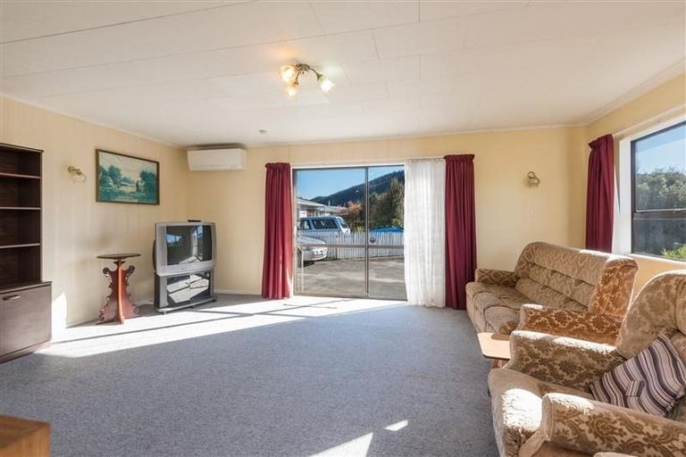 Photo of property in 1b Lord Auckland Road, Wakefield, 7025