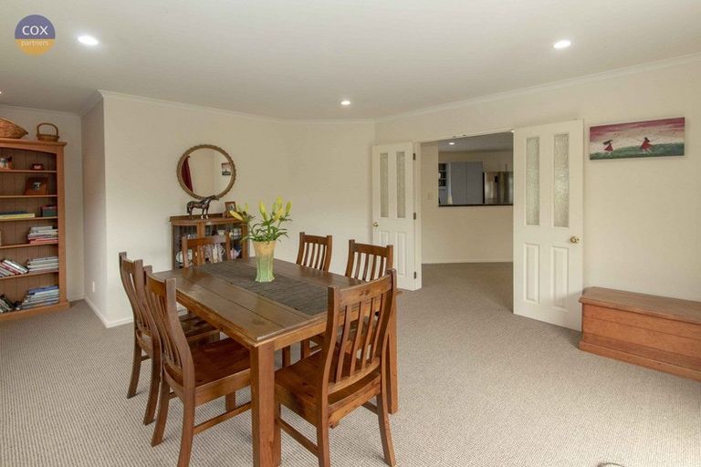 Photo of property in 17 Chelsea Drive, Taradale, Napier, 4112