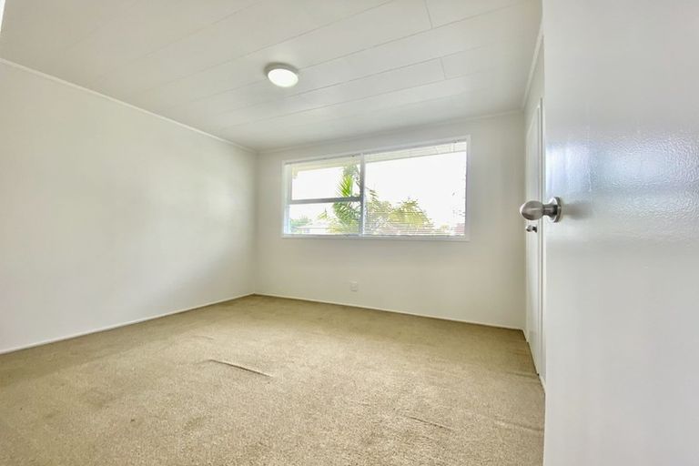 Photo of property in 73 Friesian Drive, Mangere, Auckland, 2022