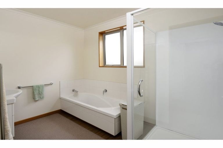 Photo of property in 4b Andrew Street, Stoke, Nelson, 7011