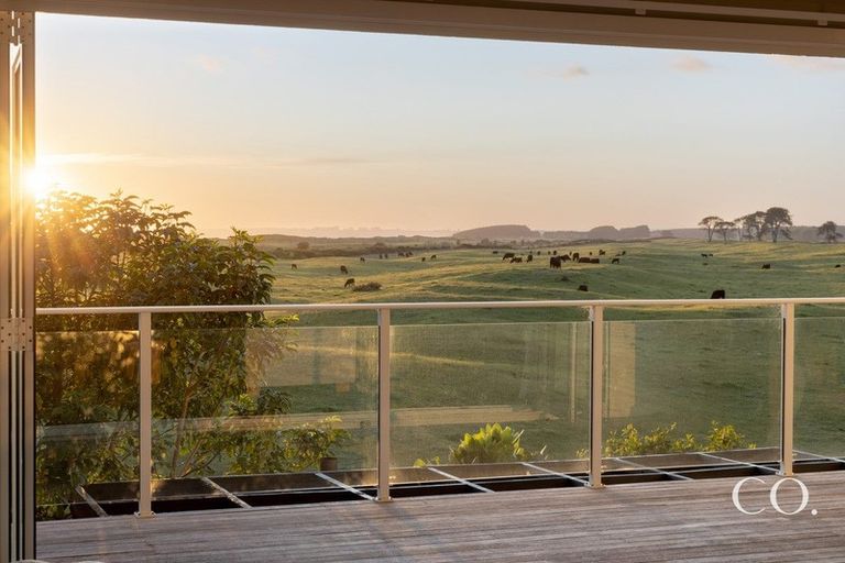 Photo of property in 39 Coral Drive, Papamoa Beach, Papamoa, 3118