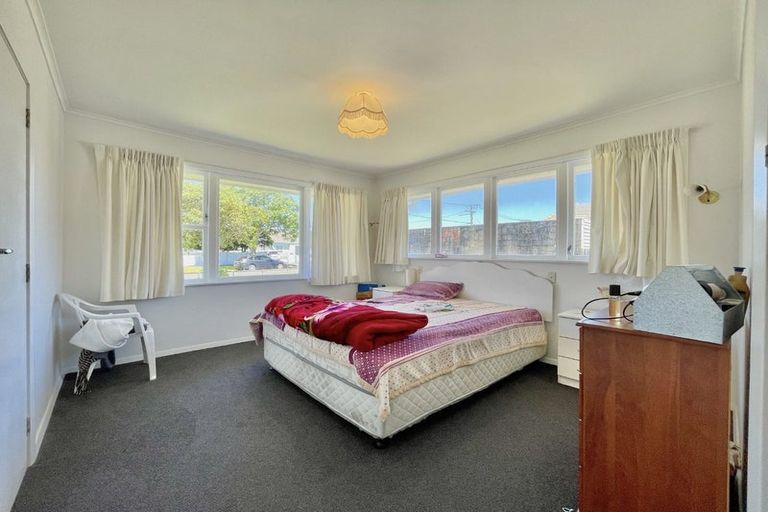 Photo of property in 11 Brees Street, Epuni, Lower Hutt, 5011