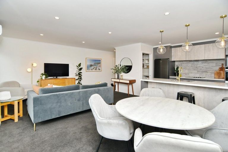 Photo of property in 15 Holmes Hanover Lane, Halswell, Christchurch, 8025