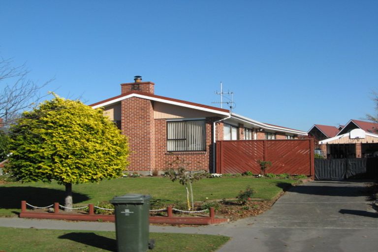 Photo of property in 134 Warren Crescent, Hillmorton, Christchurch, 8025