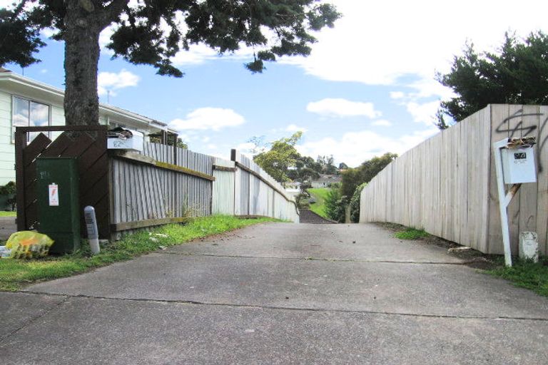 Photo of property in 82 Alabaster Drive, Papatoetoe, Auckland, 2025