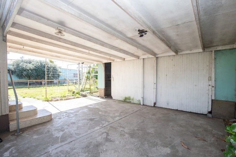 Photo of property in 18 Orchard East Road, Ngatea, 3503