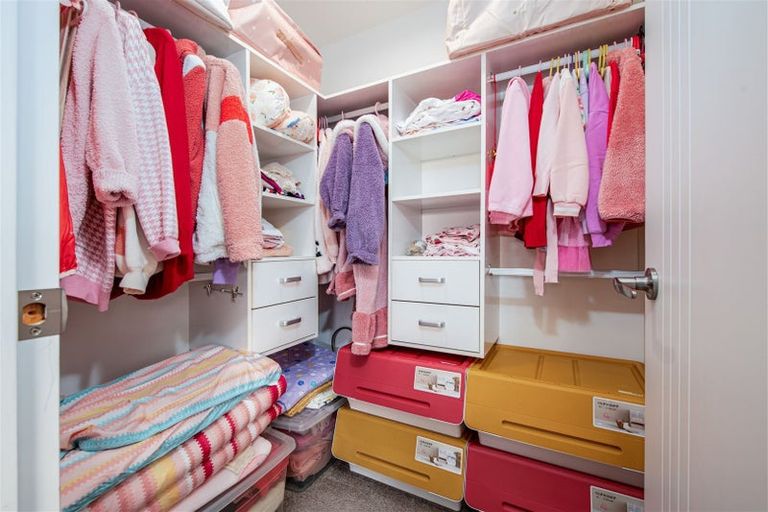 Photo of property in 57a Glendene Avenue, Glendene, Auckland, 0602