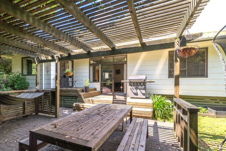 Photo of property in 20 Rewarewa Street, Owhata, Rotorua, 3010