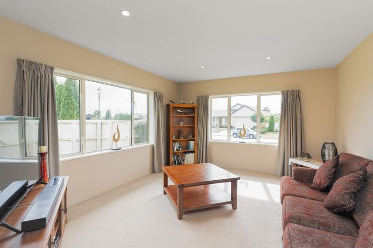 Photo of property in 17 Emerson Lane, Rolleston, 7614