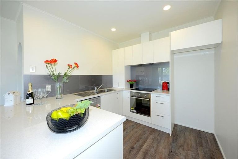 Photo of property in 40 Grenville Street, Waltham, Christchurch, 8011