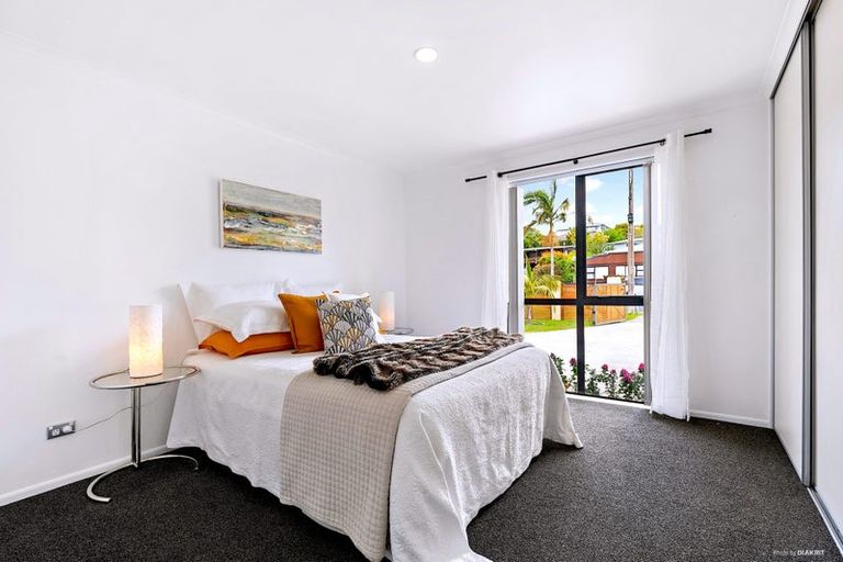 Photo of property in 25 Glenvar Road, Torbay, Auckland, 0630