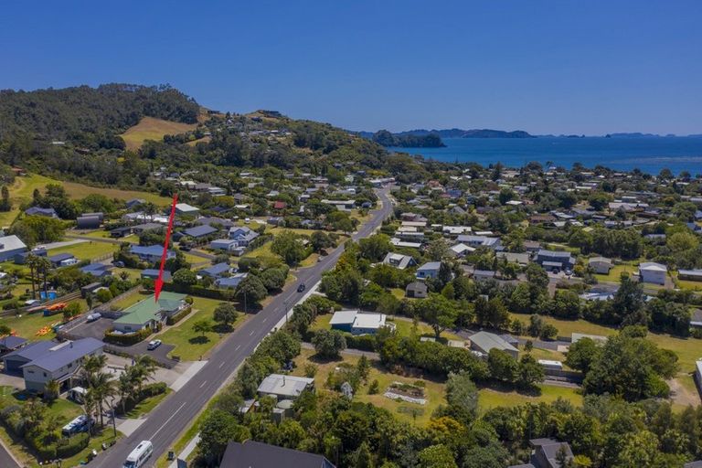 Photo of property in 86 Hahei Beach Road, Hahei, Whitianga, 3591