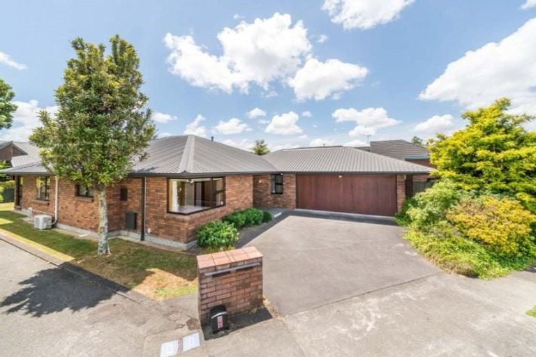 Photo of property in 41a Ihaka Street, Hokowhitu, Palmerston North, 4410