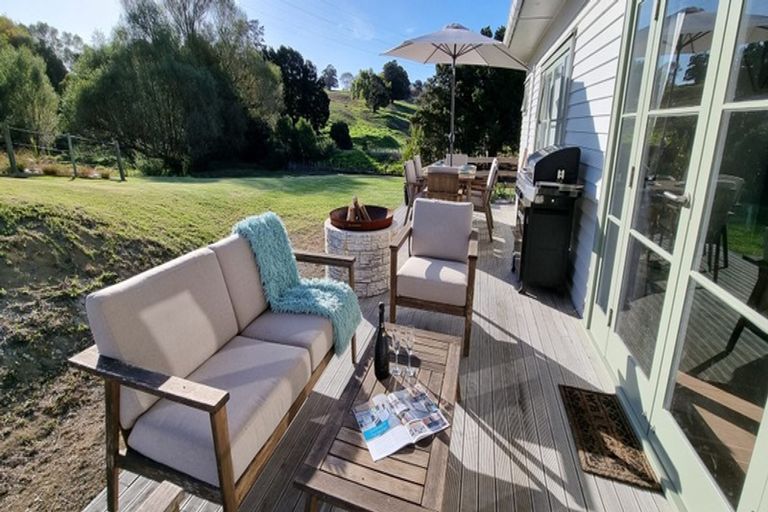 Photo of property in 26 Brynderwyn Road, Brynderwyn, Maungaturoto, 0587