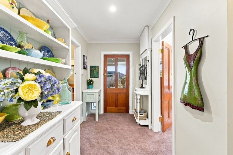 Photo of property in 8a Tirimoana Place, Otamatea, Whanganui, 4501