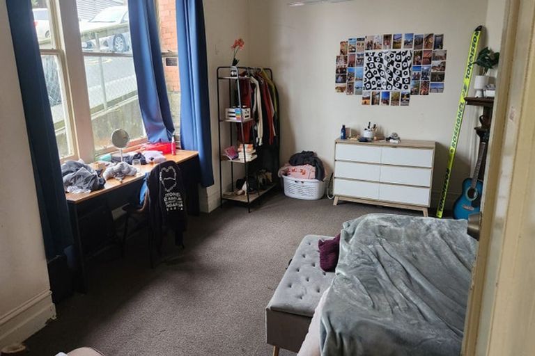 Photo of property in 9 Haddon Place, Dunedin Central, Dunedin, 9016