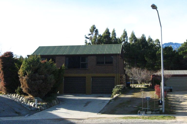 Photo of property in 6 Redwood Court, Kelvin Heights, Queenstown, 9300
