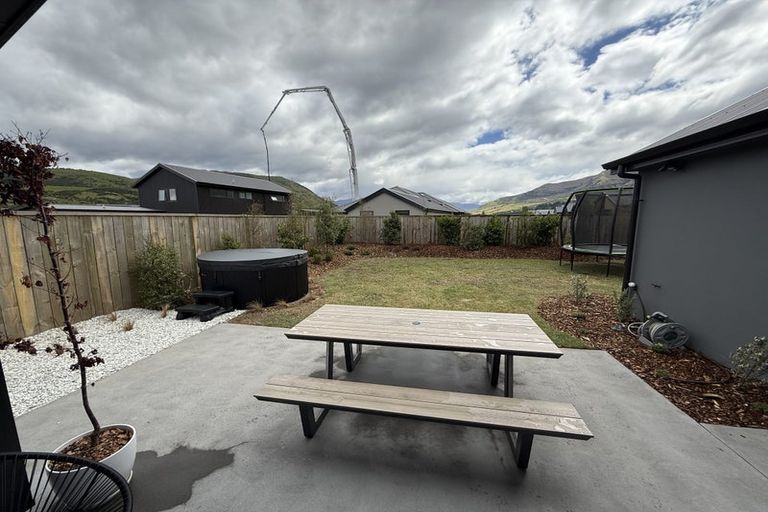 Photo of property in 8 Barn Road, Jacks Point, 9371