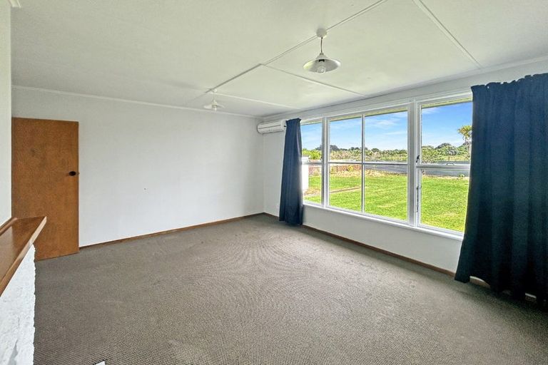 Photo of property in 67 Titoki Street, Castlecliff, Whanganui, 4501