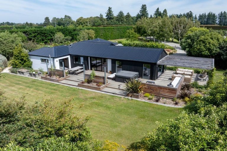 Photo of property in 1682 Clintons Road, Darfield, 7571