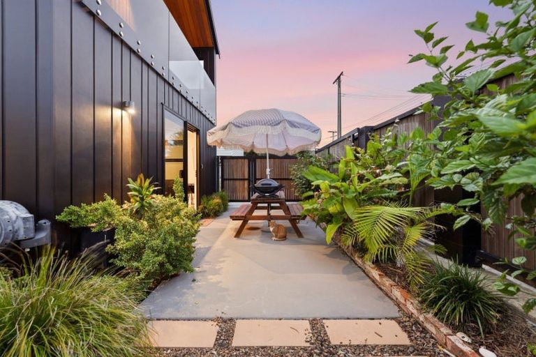 Photo of property in 8 Motiti Road, Papamoa Beach, Papamoa, 3118