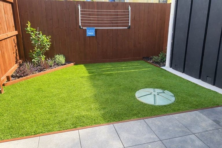 Photo of property in 3/358 Main Road, Huapai, Kumeu, 0810