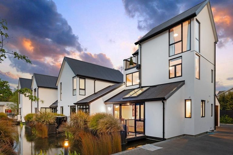 Photo of property in 7/140 Office Road, Merivale, Christchurch, 8014