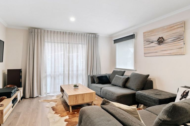 Photo of property in 20/70 Robins Road, Queenstown, 9300