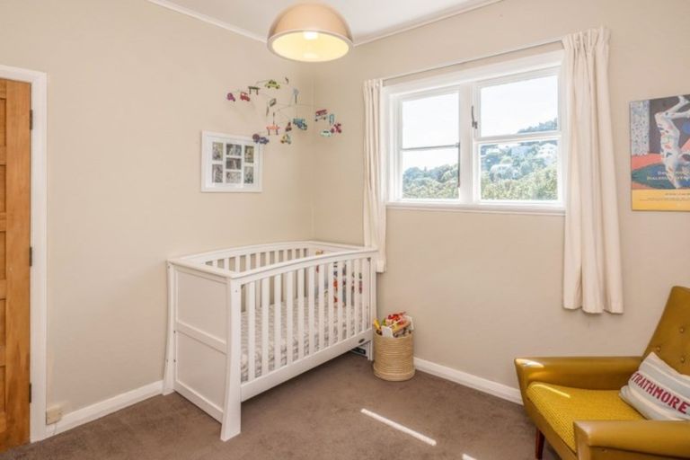 Photo of property in 8 Leveson Street, Strathmore Park, Wellington, 6022