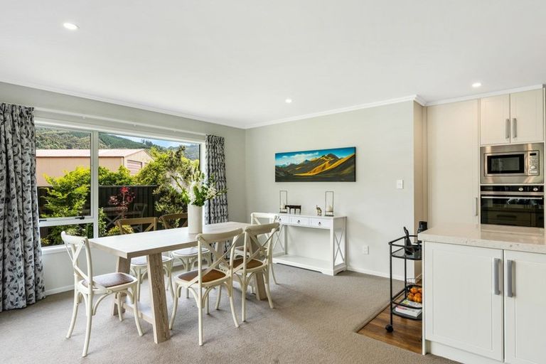 Photo of property in 29 Somerby Mews, Silverstream, Upper Hutt, 5019