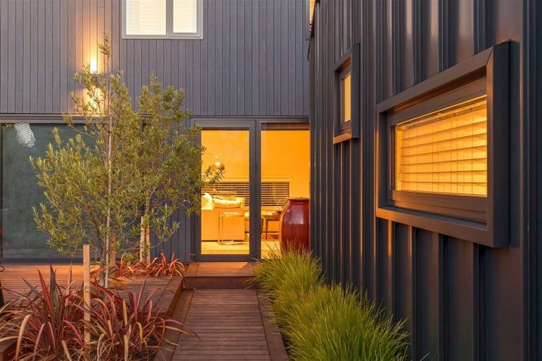 Photo of property in 86 Wairakei Road, Bryndwr, Christchurch, 8052