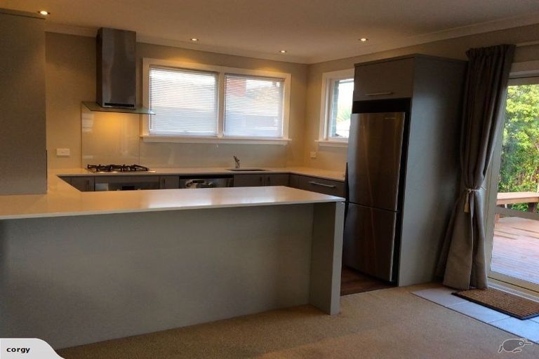 Photo of property in 33 Hurunui Street, Cracroft, Christchurch, 8025