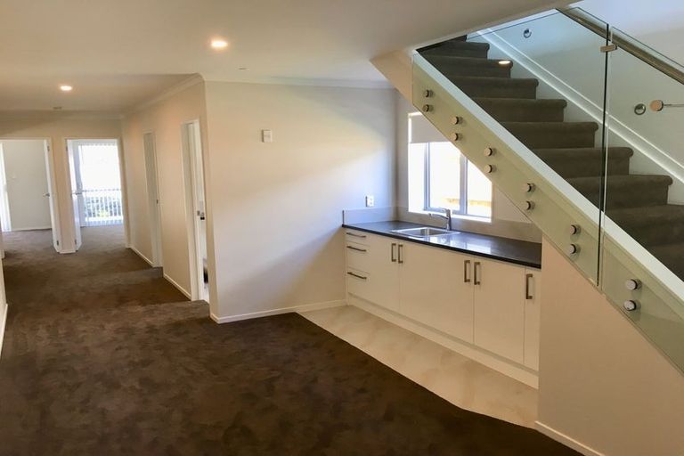 Photo of property in 10 Atalanta Way, Beachlands, Auckland, 2018