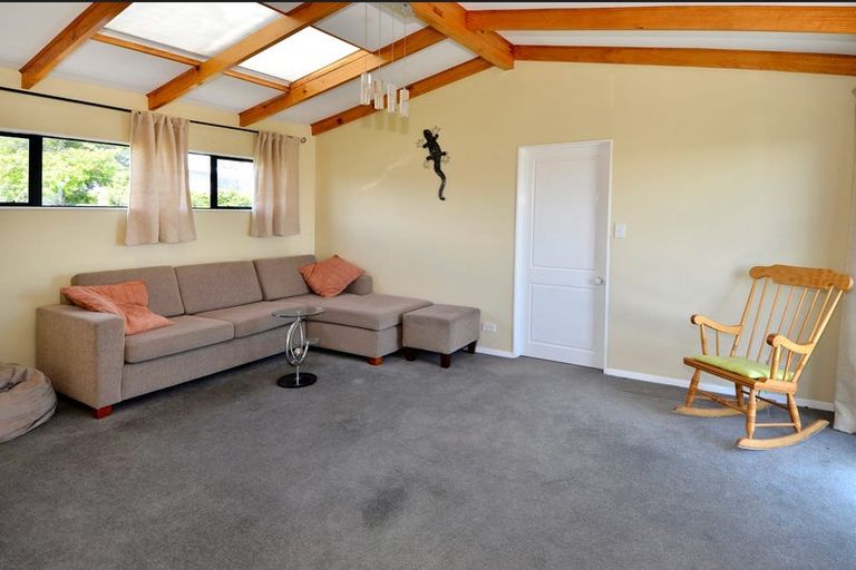 Photo of property in 1/94 Jutland Road, Hauraki, Auckland, 0622