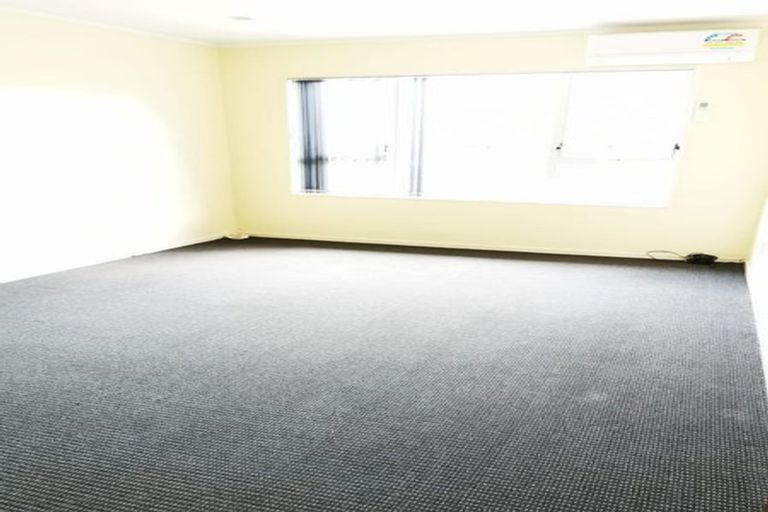 Photo of property in 24 Terry Street, Blockhouse Bay, Auckland, 0600