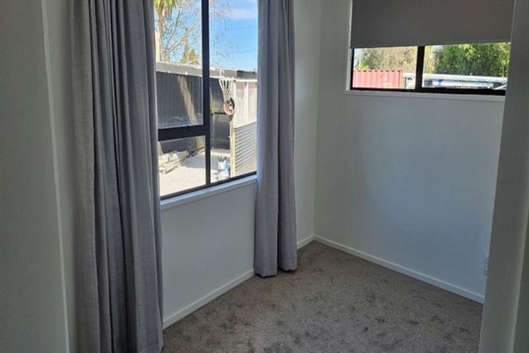 Photo of property in 12 Cross Street, Coalgate, 7673