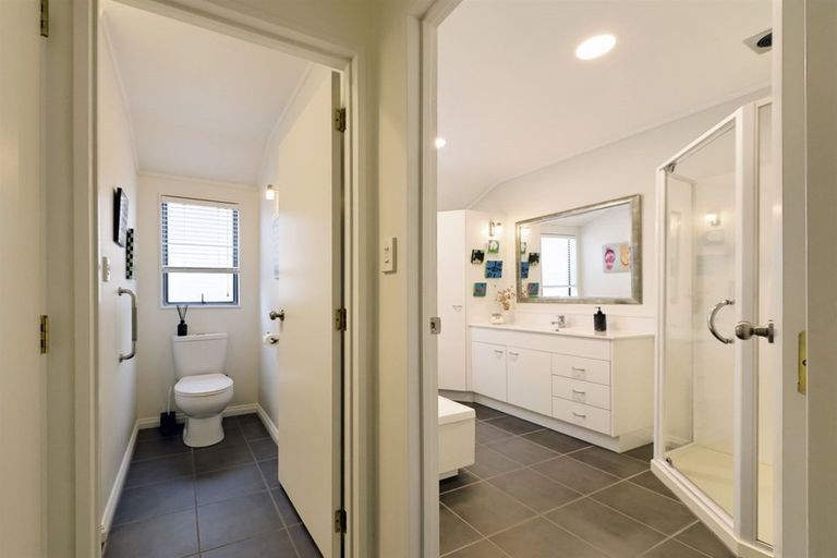 Photo of property in 27 Maurice Borich Place, Henderson, Auckland, 0610