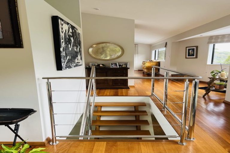 Photo of property in 136 Cheviot Road, Lowry Bay, Lower Hutt, 5013