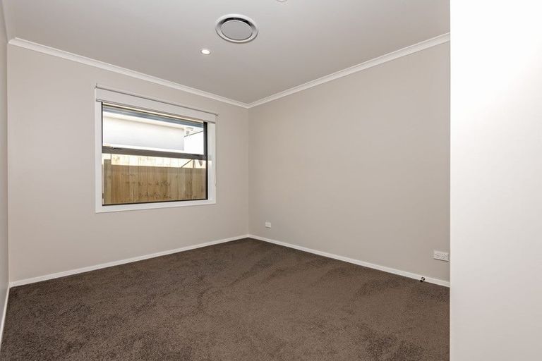 Photo of property in 20 Atlantic Drive, Fitzherbert, Palmerston North, 4410