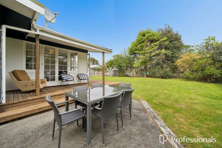 Photo of property in 3 Weggery Drive, Waikanae Beach, Waikanae, 5036