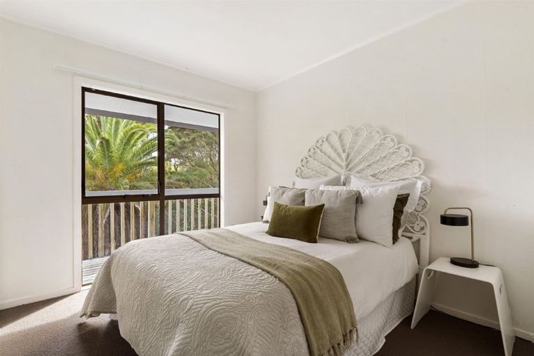 Photo of property in 59 Pemberton Avenue, Bayview, Auckland, 0629