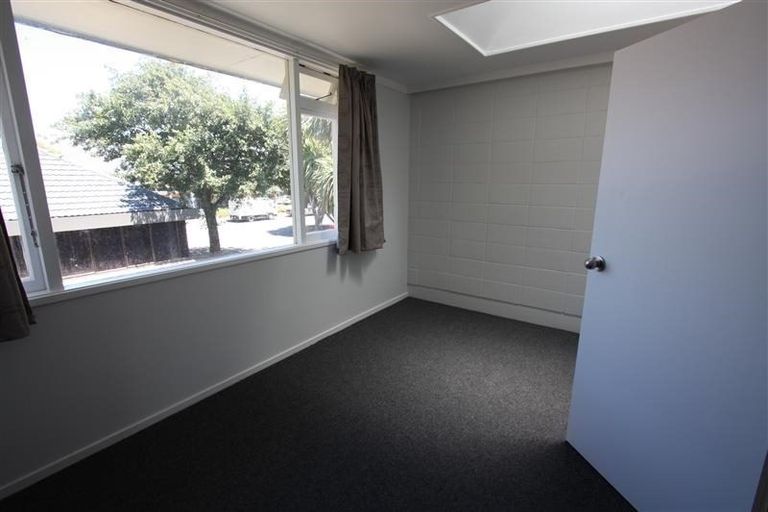 Photo of property in 11e Britannia Street, Petone, Lower Hutt, 5012